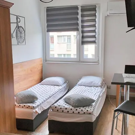 Apartment Nighthost Robotnicza 32 M 328 Free Parking